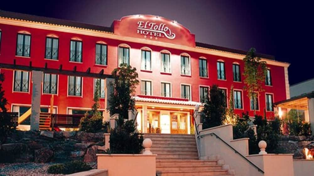 El Tollo Hotel Restaurante 2/40