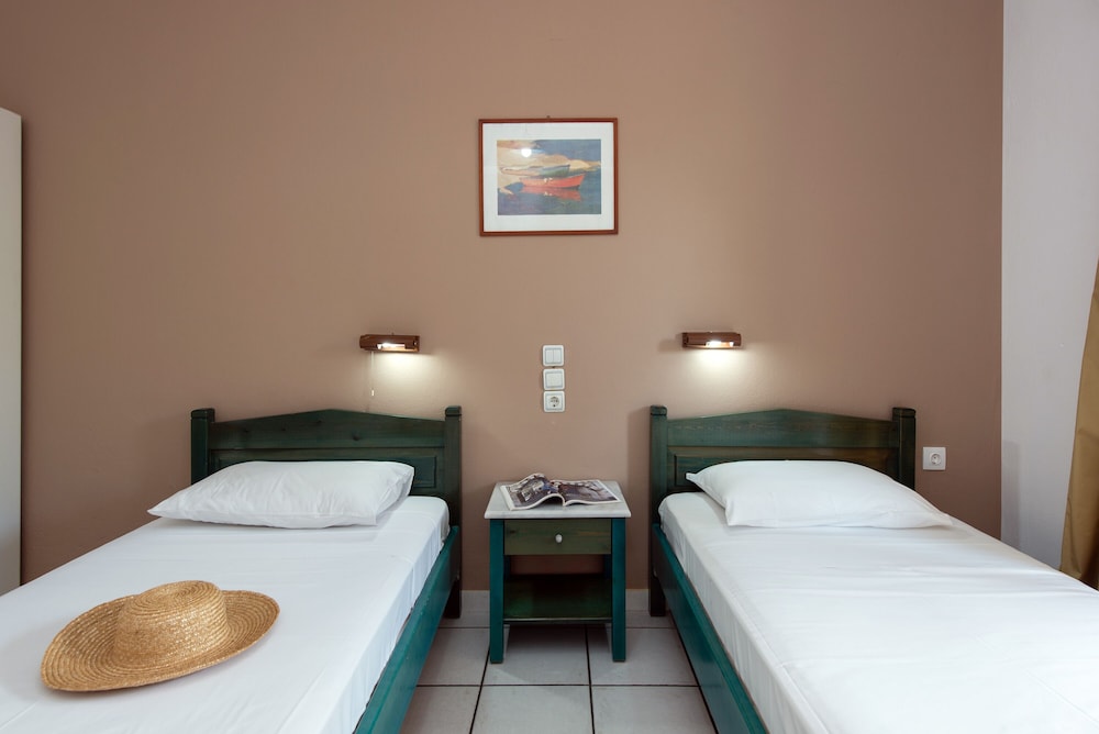 Eriva Hotel 14/37