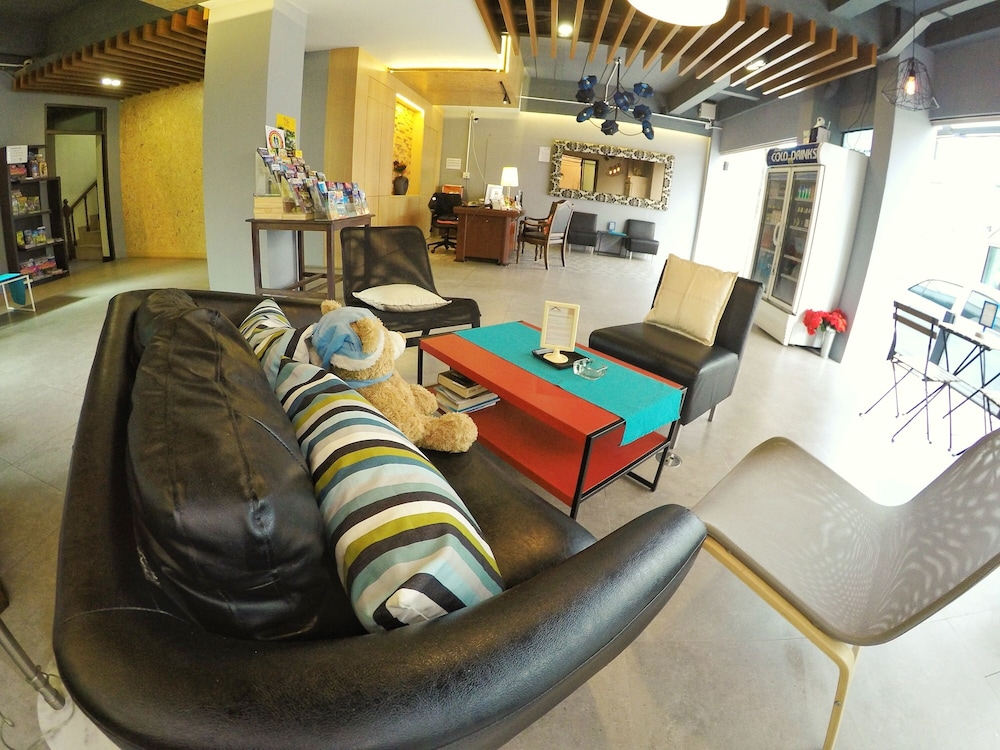Sea Front Home 58/70