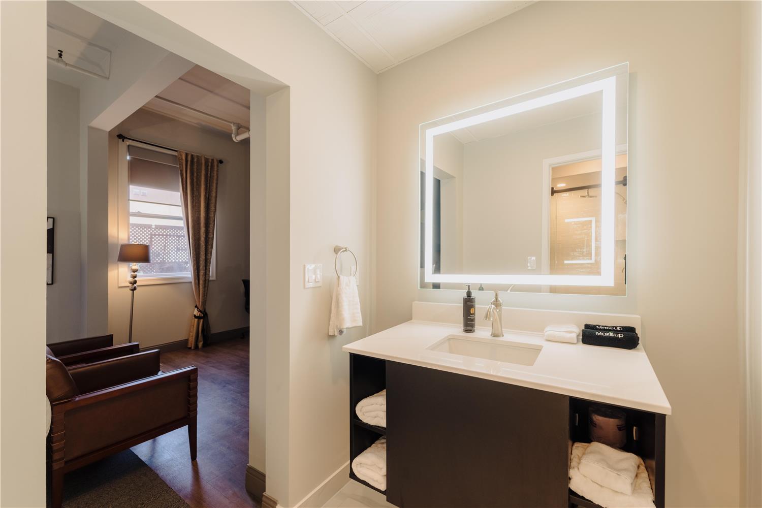Mercer Hotel Downtown BW Premier Collection 15/19