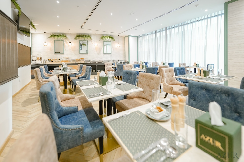 Azur Regency Hotel Apartments 34/43