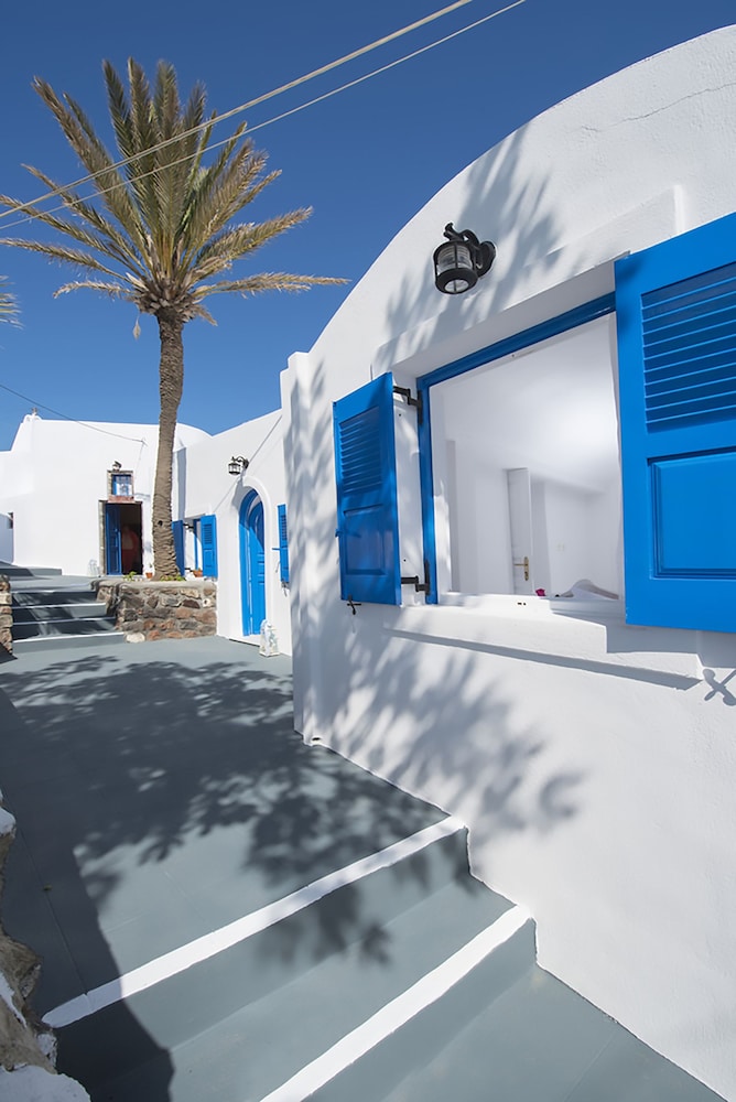 Kadia Traditional Residences 23/50