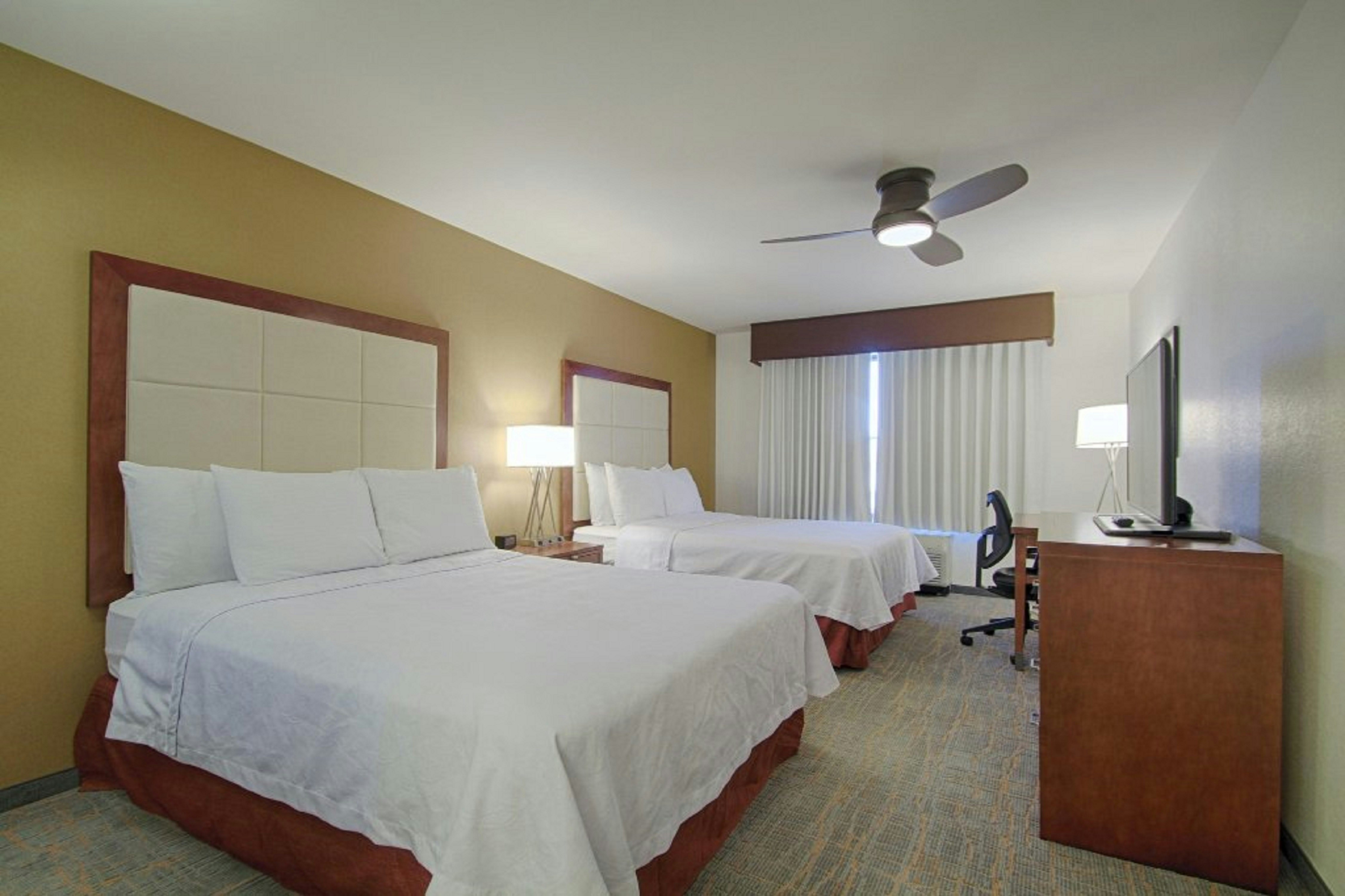 1 BEDROOM, SUITE, 2 QUEEN BEDS