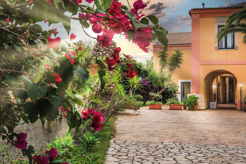 CASALE ROMANO RESORT 39/50