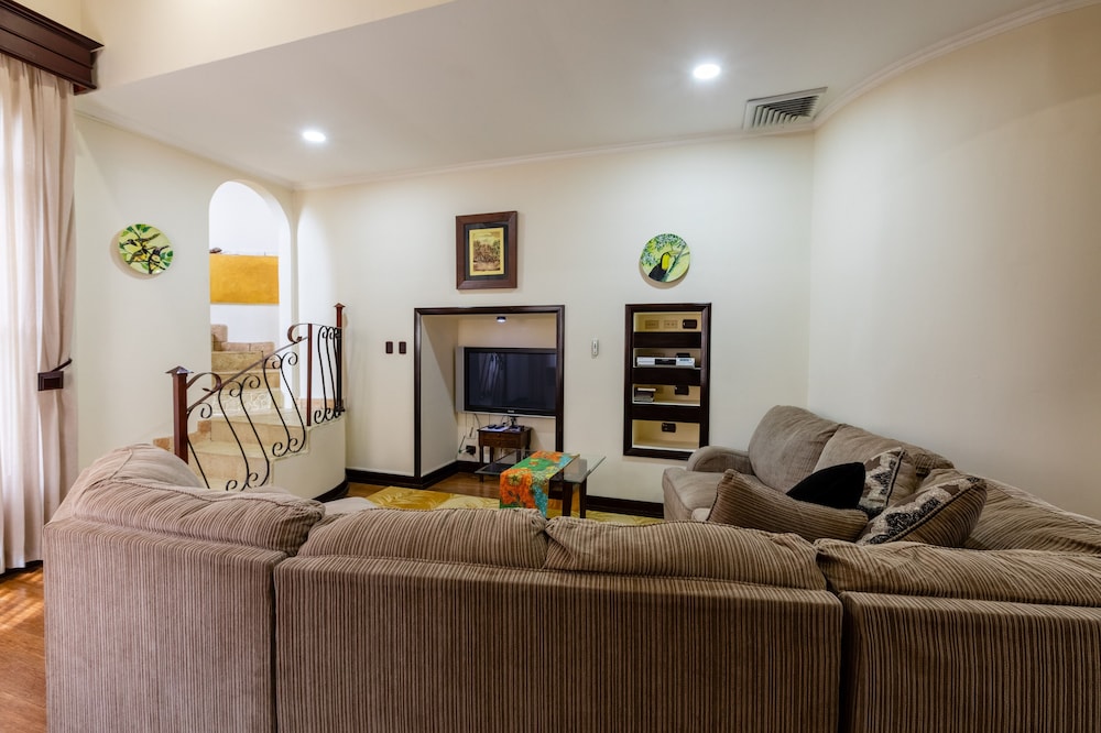 Casas Del Toro Apartments 20/40