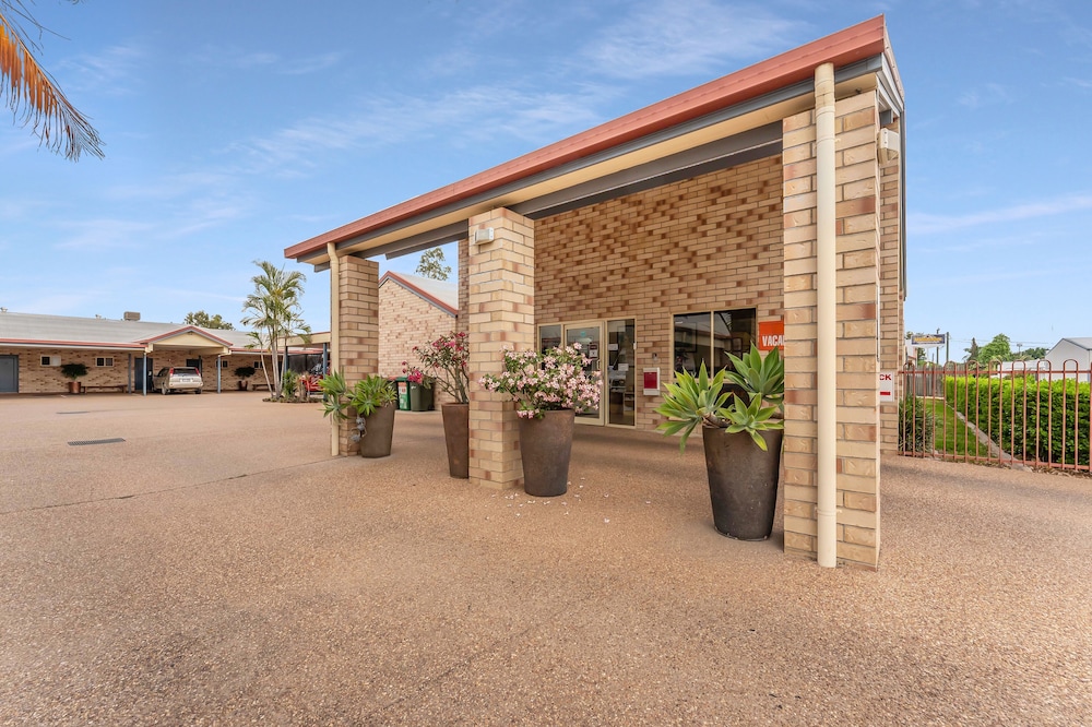 Midlander Motor Inn 56/66