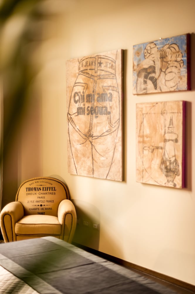 Arnobio Florence Suites 21/34