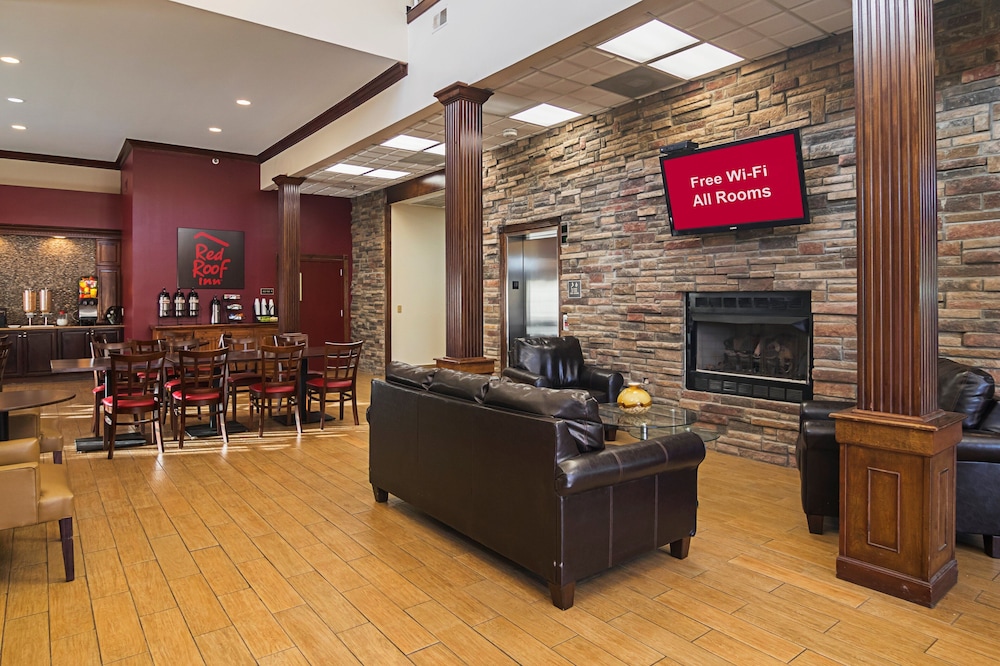 Red Roof Inn & Suites Lake Orion/Auburn Hills 25/37