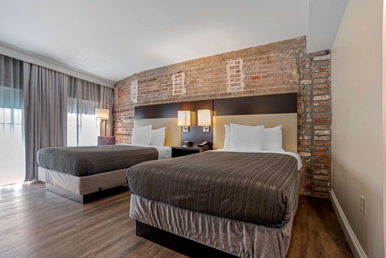 Best Western Plus St. Christopher Hotel 6/49