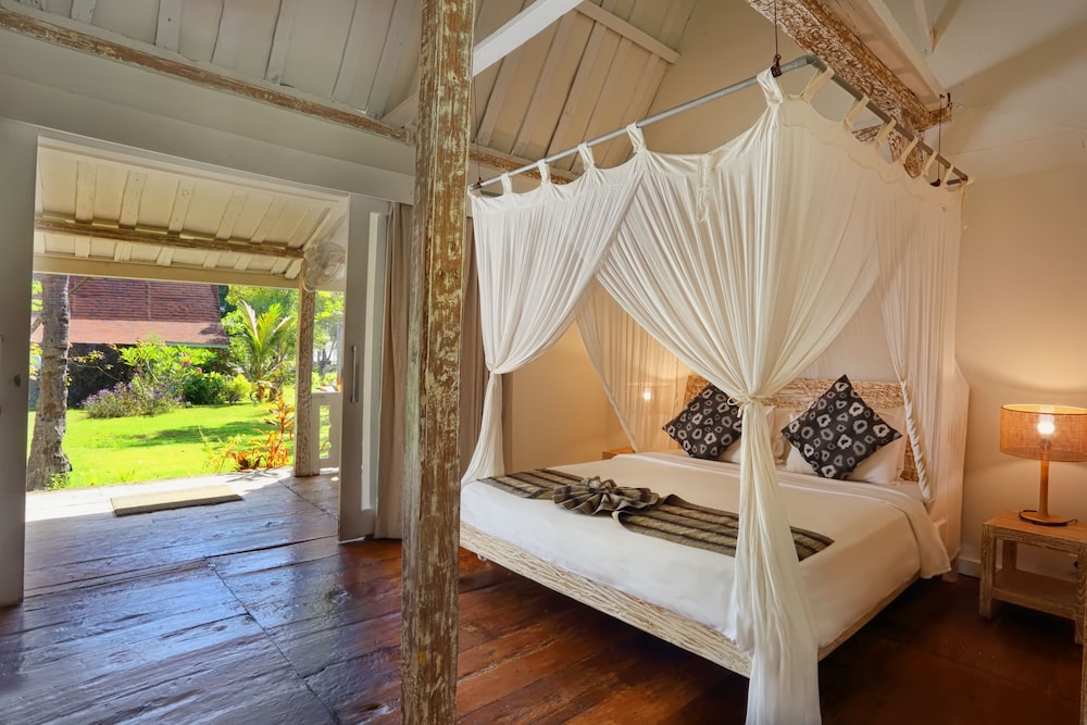 1 BEDROOM, BUNGALOW