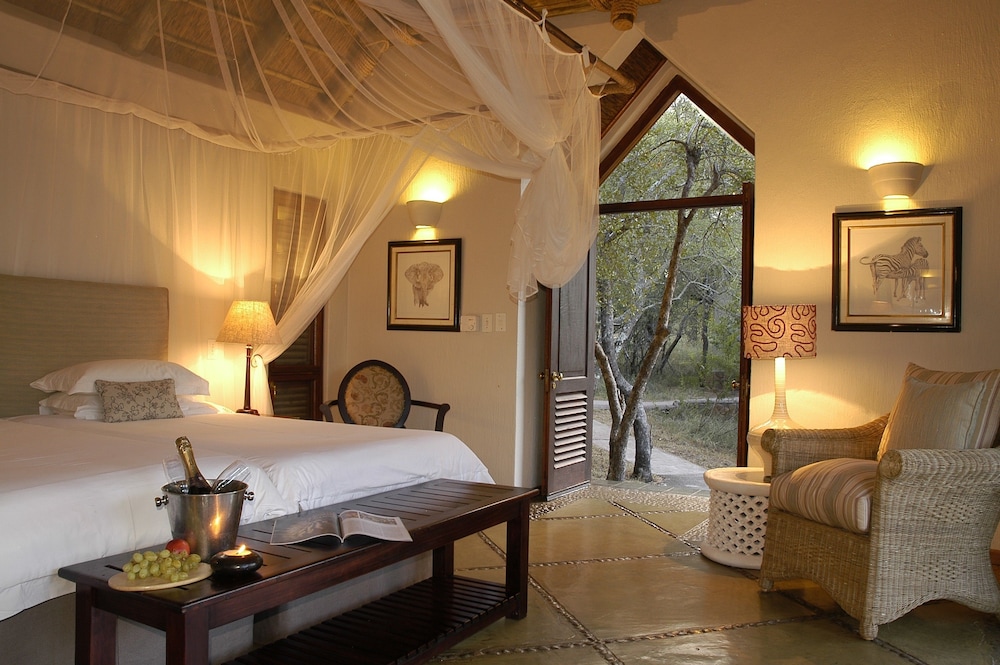 Thornybush Game Lodge 10/62