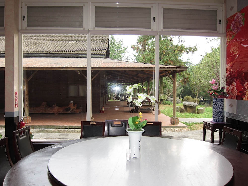 Zen and Pine Resort 6/63