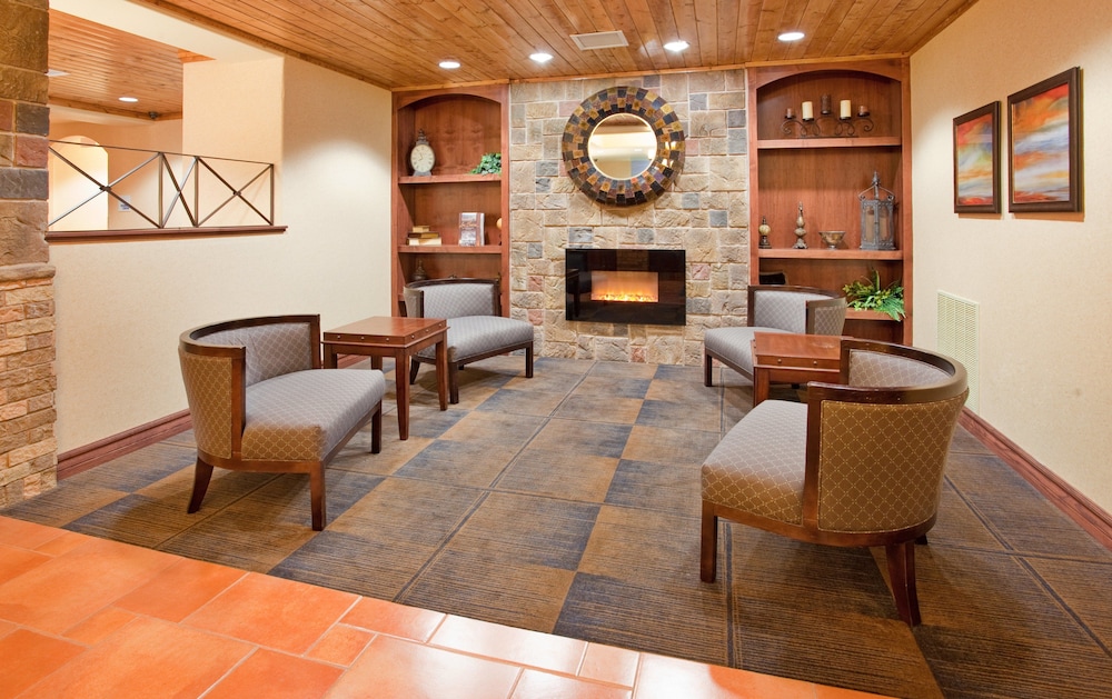 Holiday Inn Express Hotel And Suites Las Cruces North 42/76
