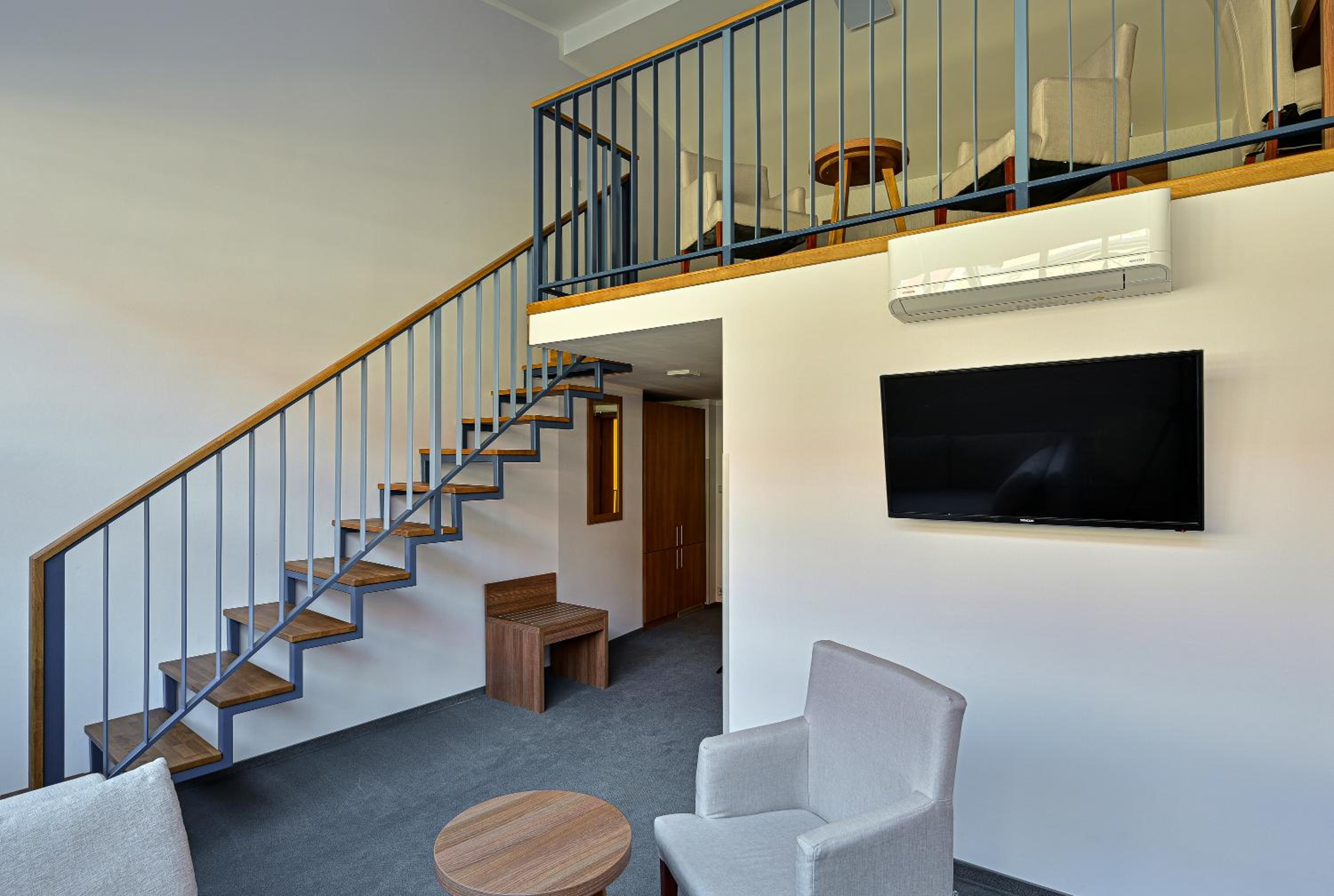HOTEL PRAGUE STAR 50/62