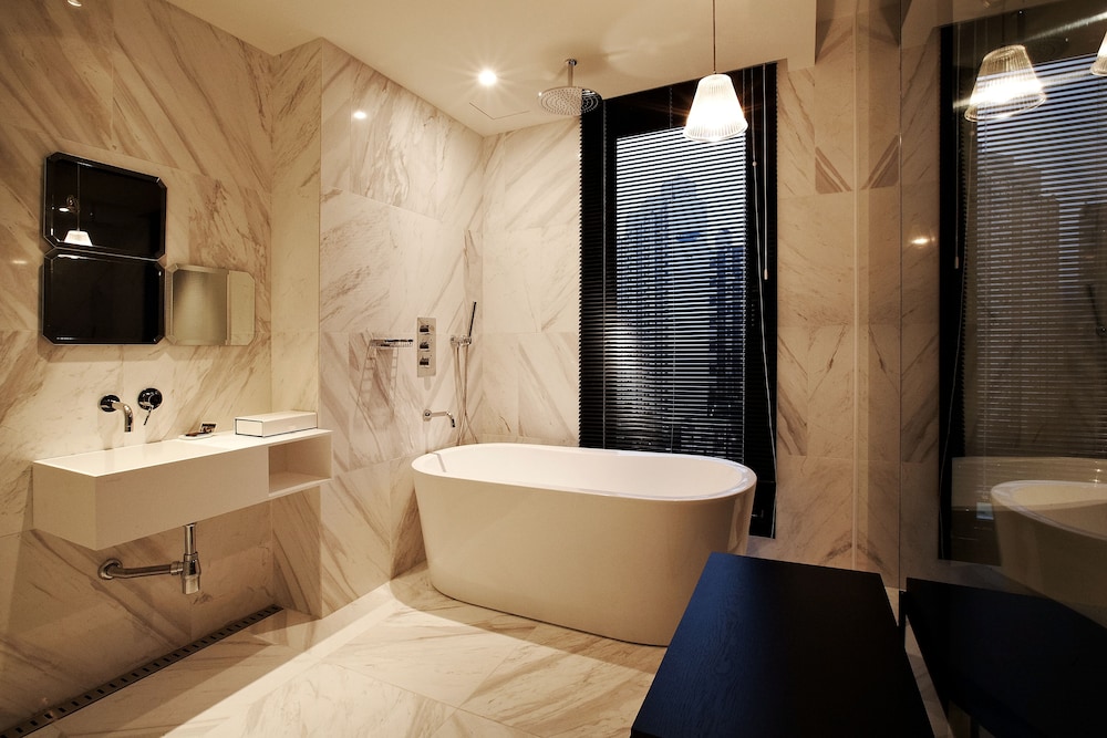 URBAN BOUTIQUE HOTEL 11/32