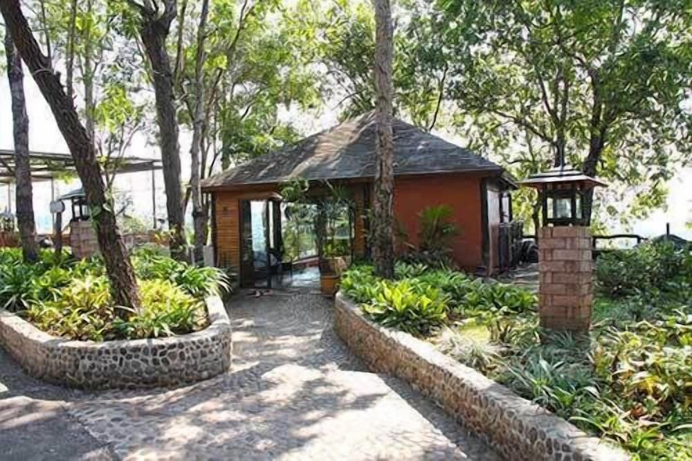Phu Pha Nam Resort Spa 73/74