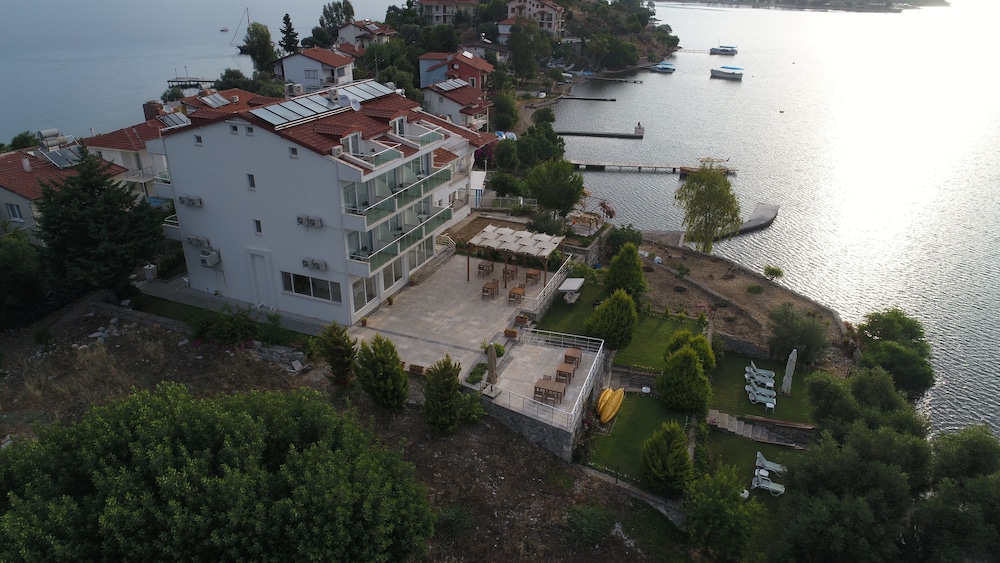 SOVALYE HOTEL 59/62