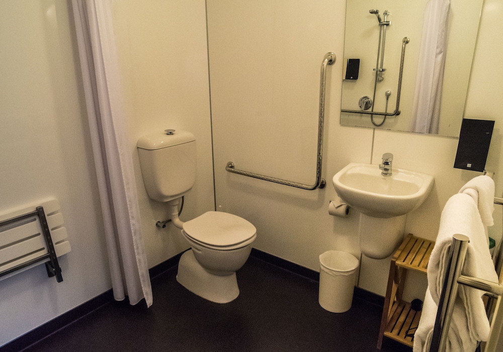 U Boutique Hotel Wellington, SureStay Collection by BW 66/68