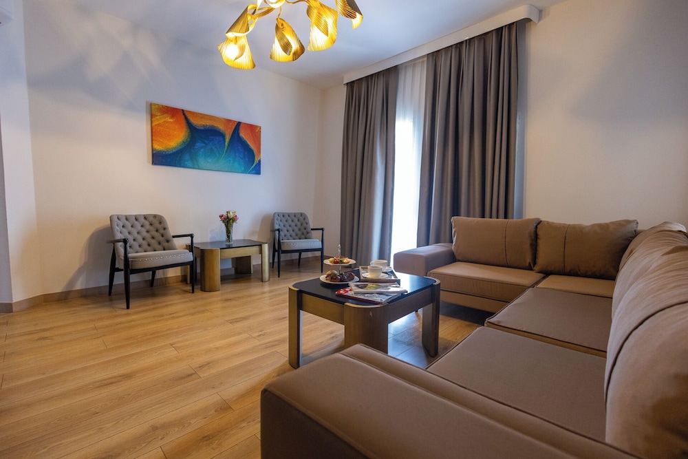 Yalinn Hotel 26/50