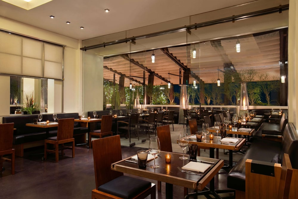 Fairmont Scottsdale Princess 71/85