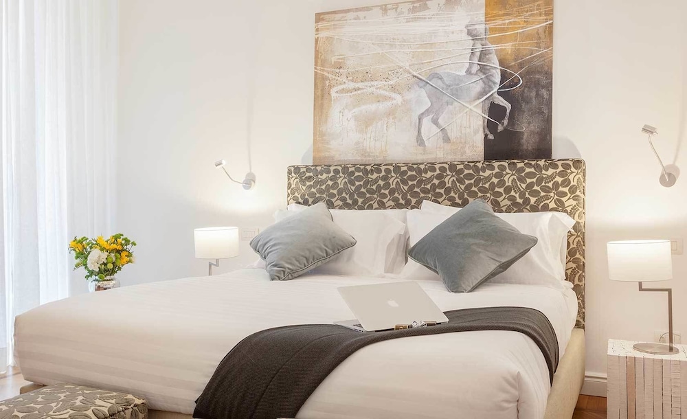 504 CORSO SUITES 37/76