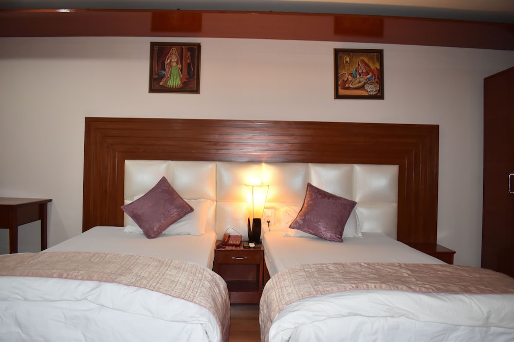 Hotel Sujata 14/64