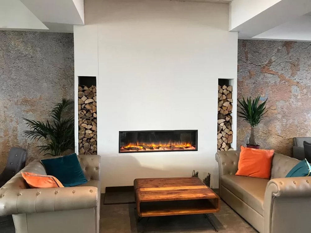Pentire Hotel 47/63