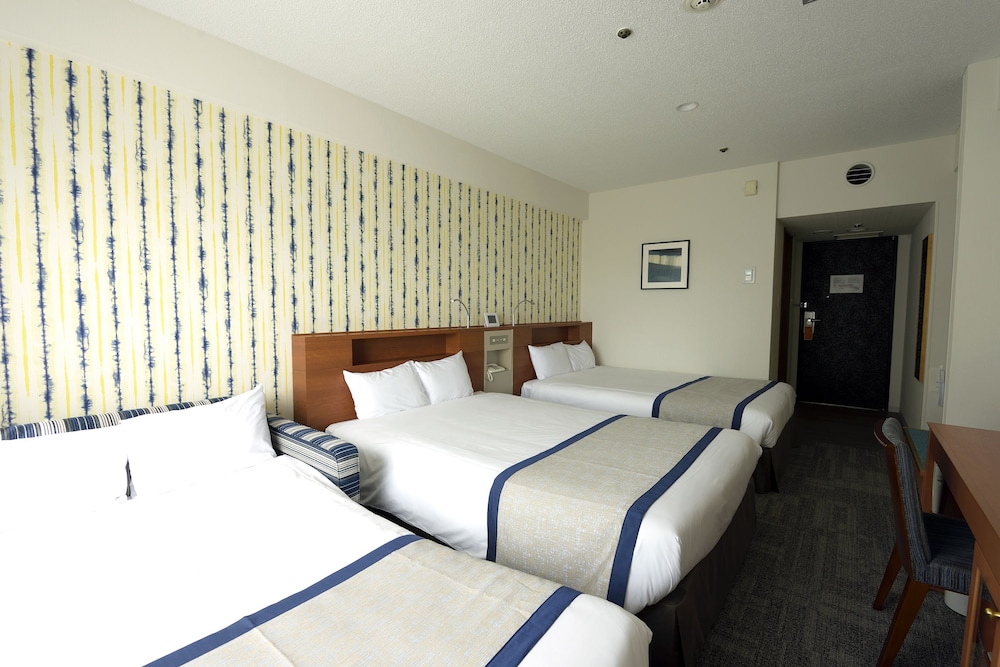 Standard, Triple, 2 Double Beds, Sofa, East Wing