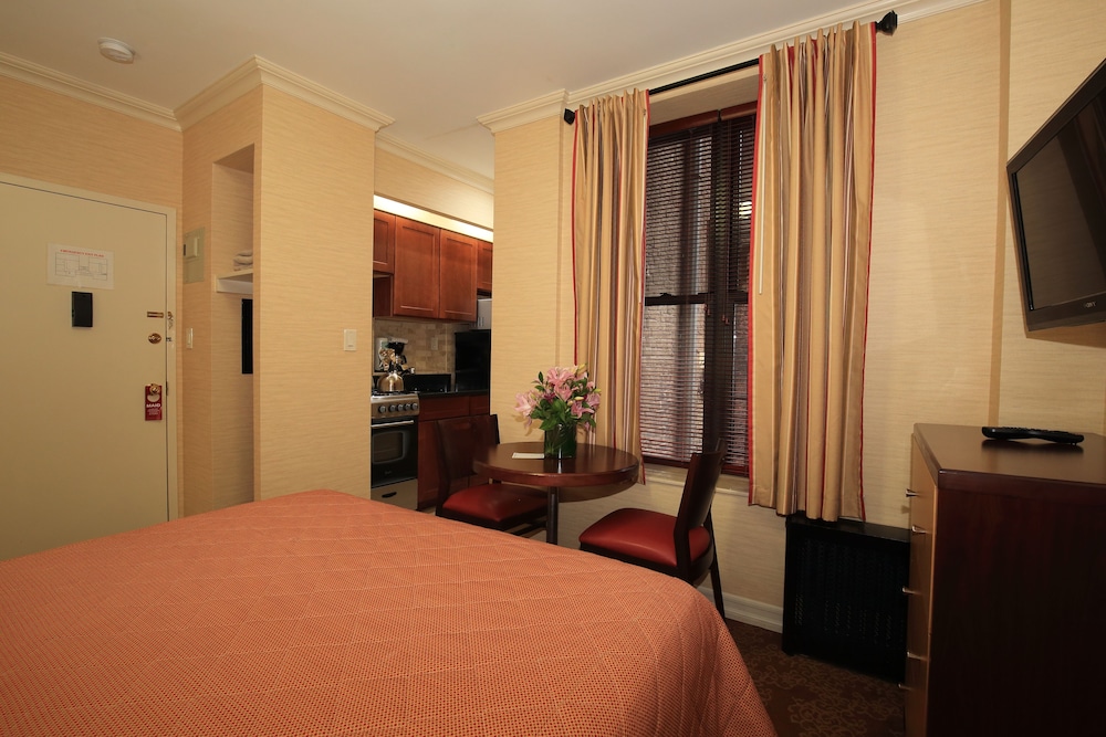 Radio City Apartments 21/70