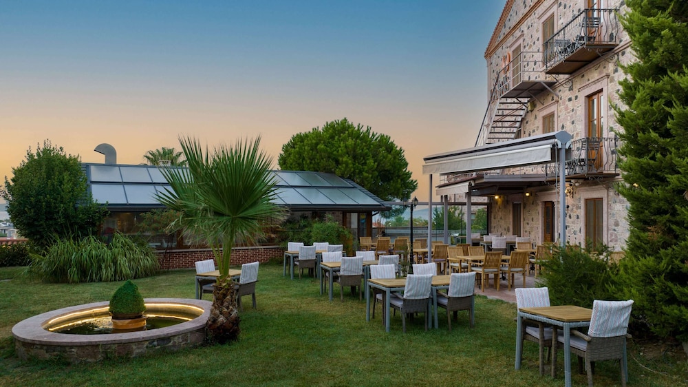 Cunda Labris Hotel 46/50