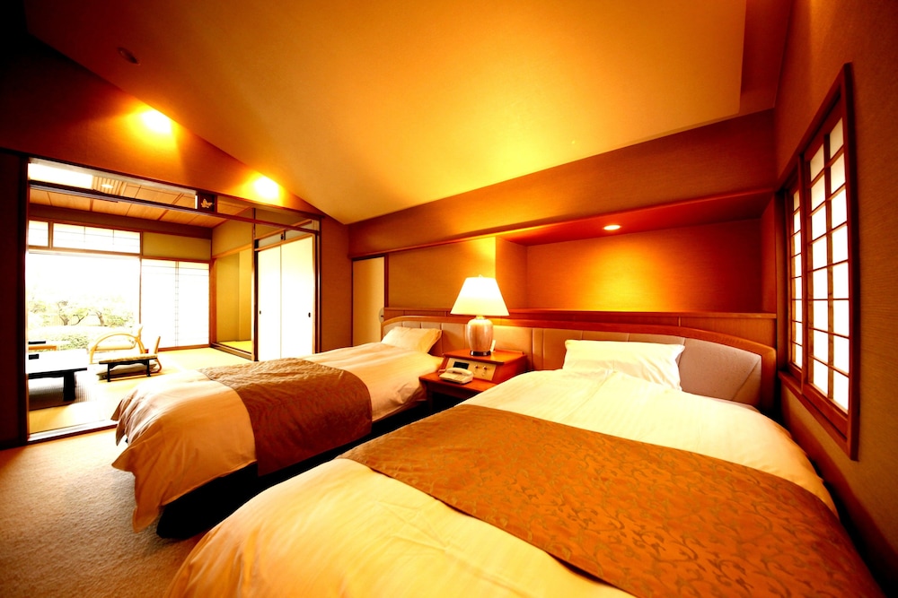Hotel Okuyumoto 10/64