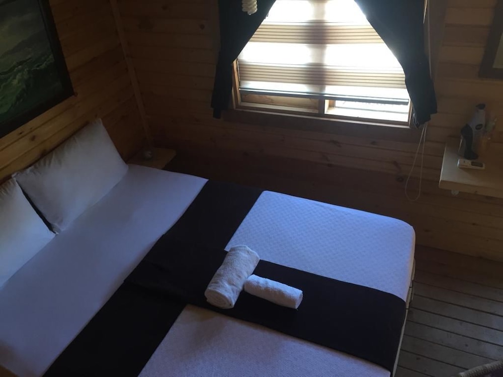 Ayanya Beach & Bistro Bungalows 12/42