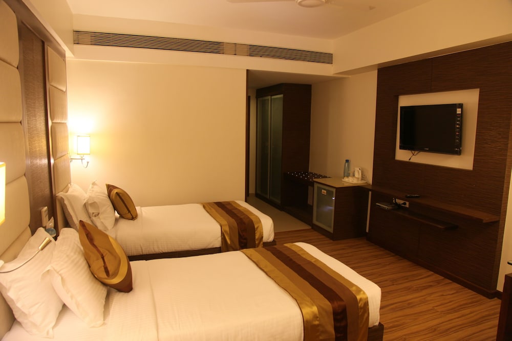 HOTEL LE GRANDE RESIDENCY 11/31