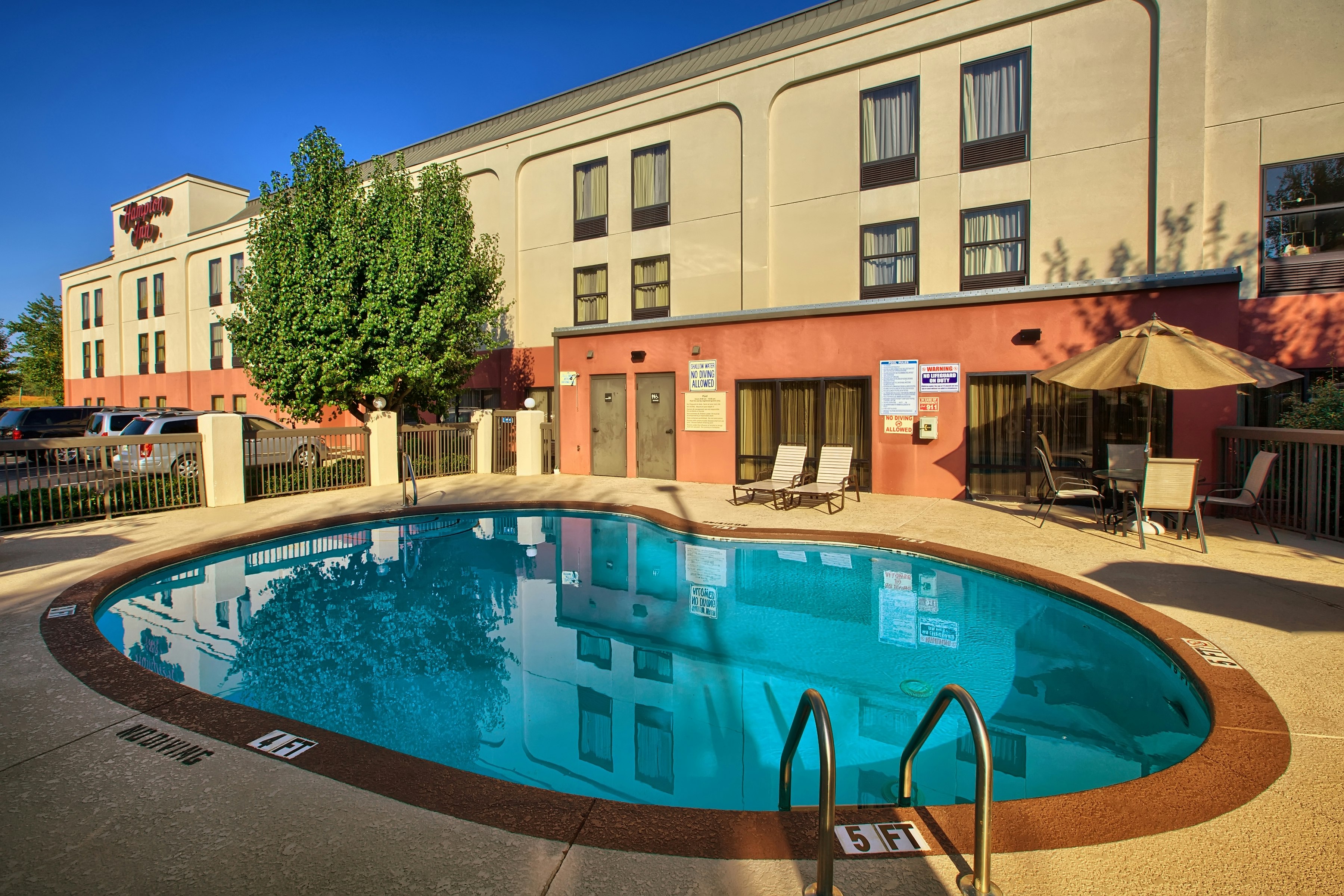 Hampton Inn Mebane 2/20