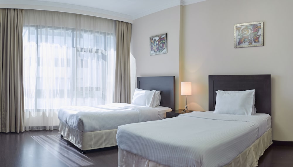 Tulip Hotel and Suites 19/65