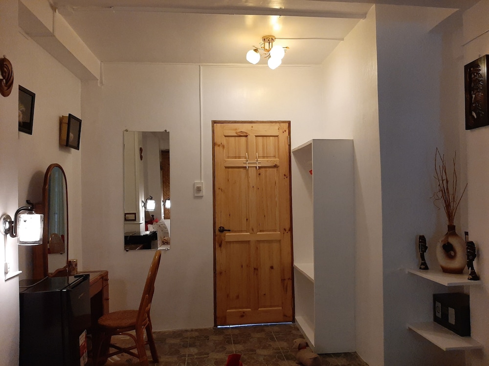 Lala Panzi Bed And Breakfast 31/64