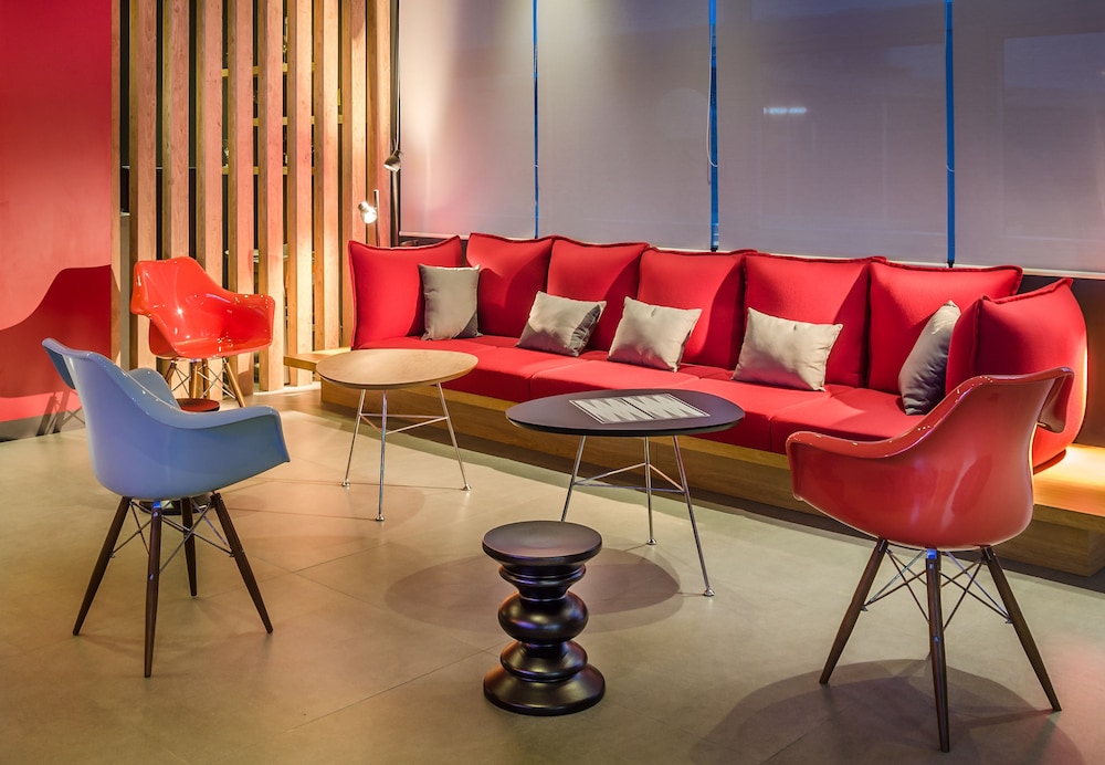 Ibis Porto Alegre Assis Brasil 49/74