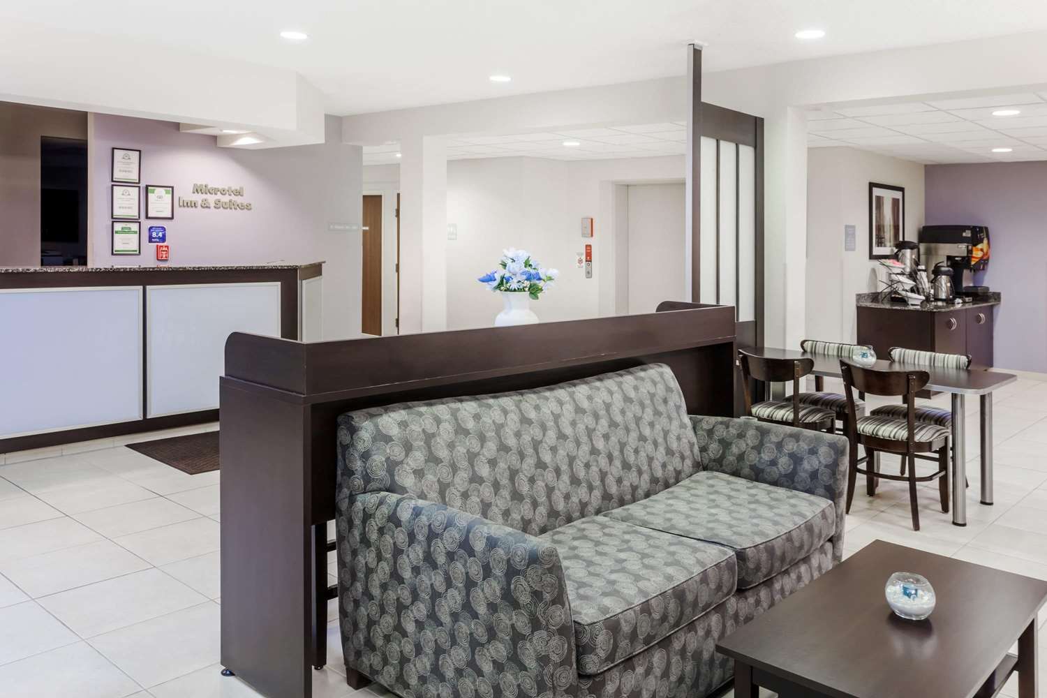 Microtel Inn And Suites Elkhart 4/28