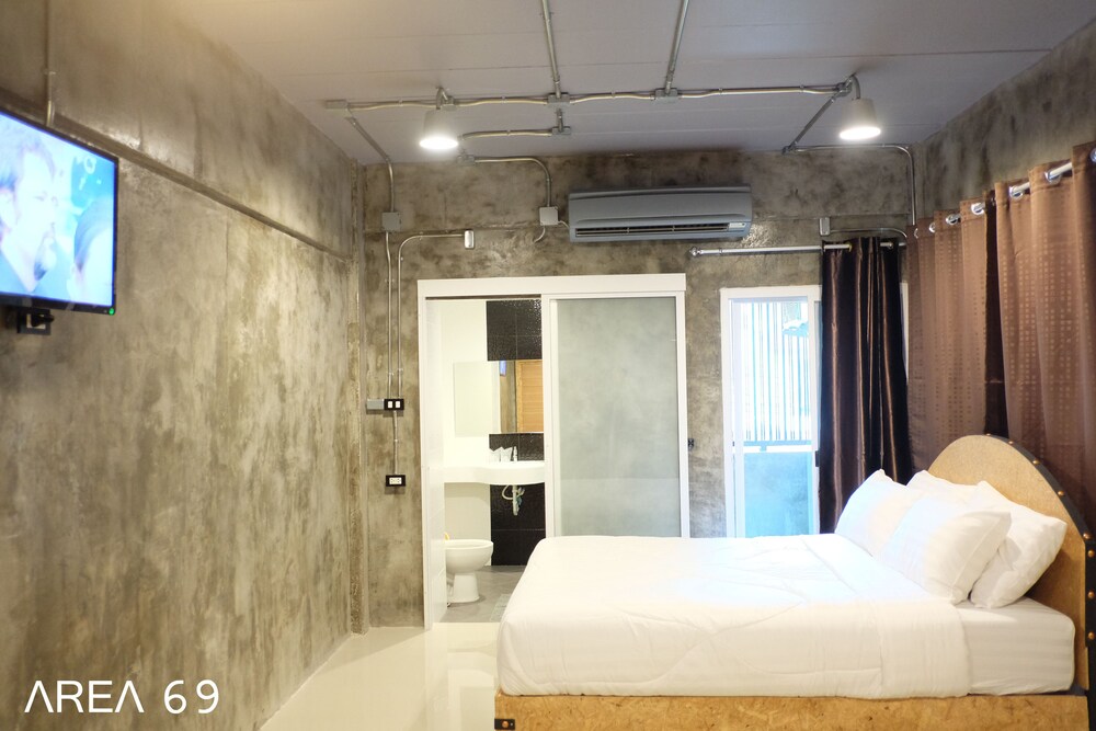 Area 69 Don Muang Maison 10/23