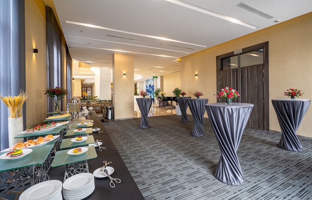 The Cap Hotel Vung Tau 25/50