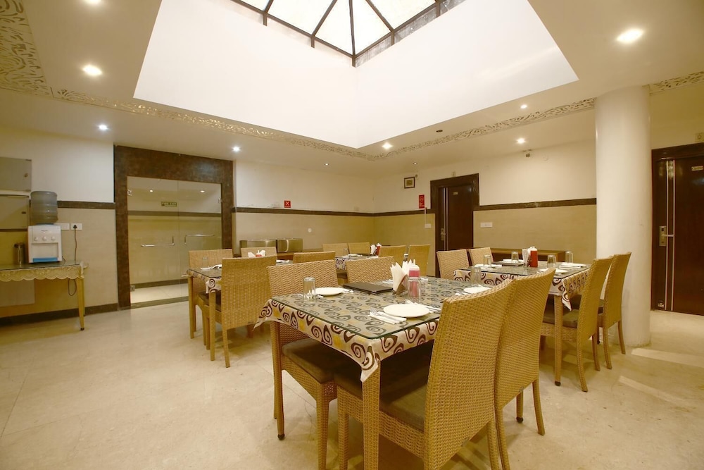 Hotel Diamond Plaza 39/43