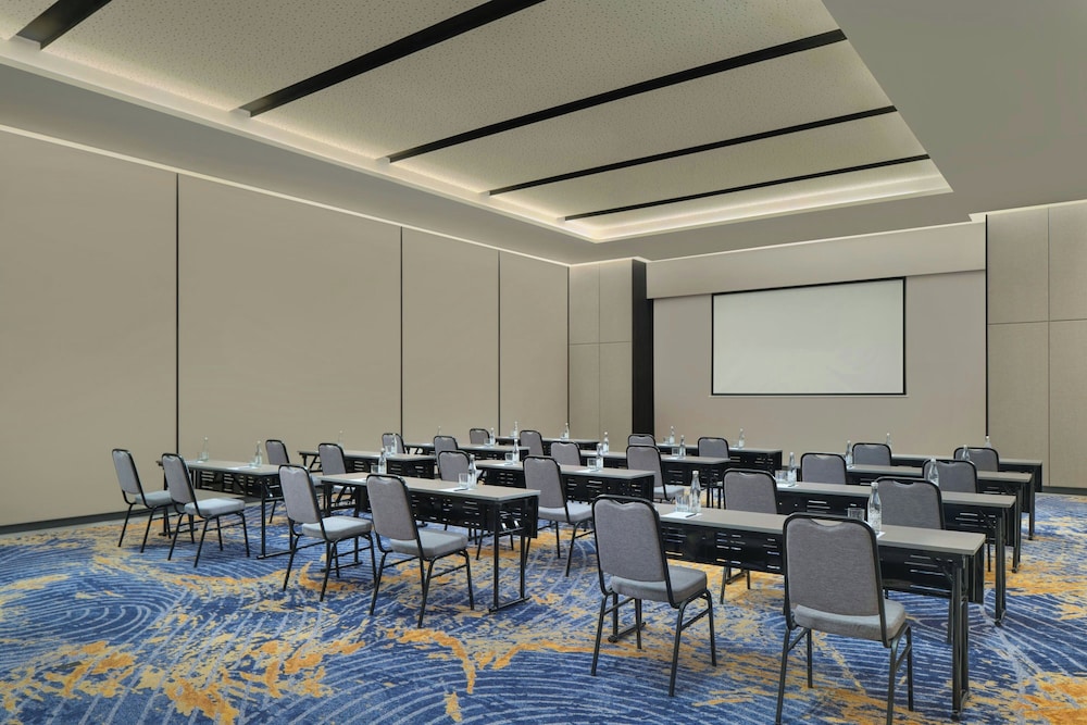 Four Points by Sheraton Bekasi 34/46