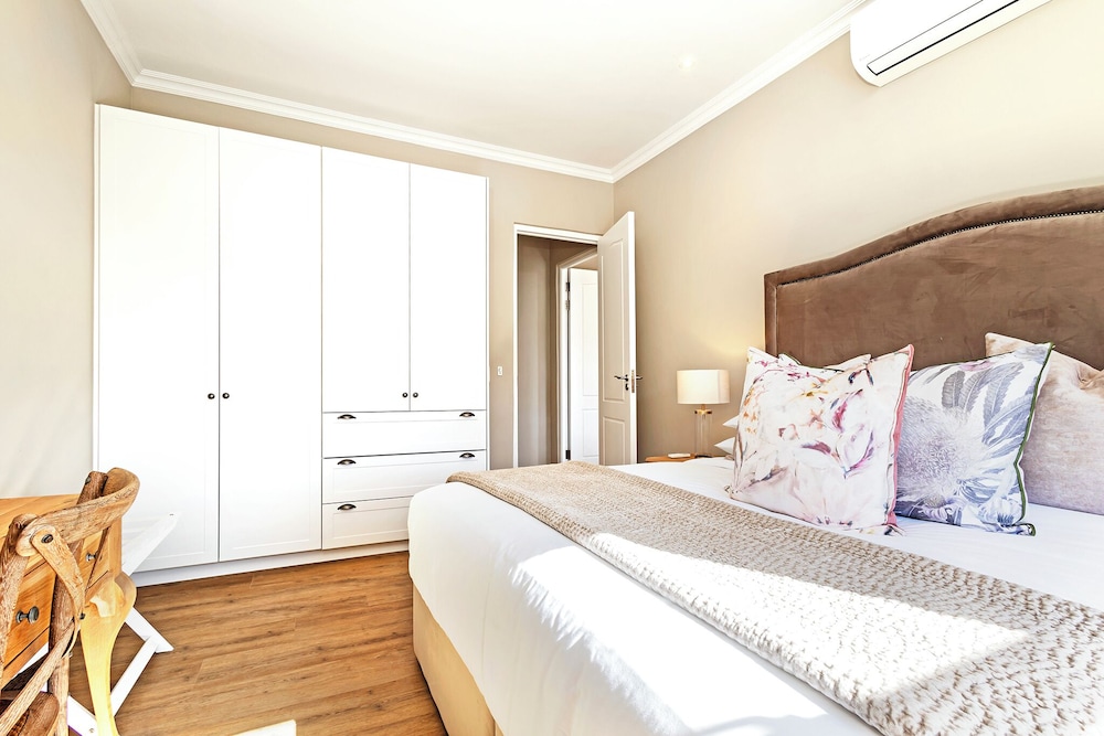2 Bedrooms, Design, Villa, 2 King Beds, Mountain View