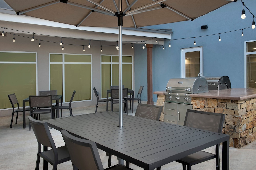 Residence Inn by Marriott Lubbock-University Area 45/72