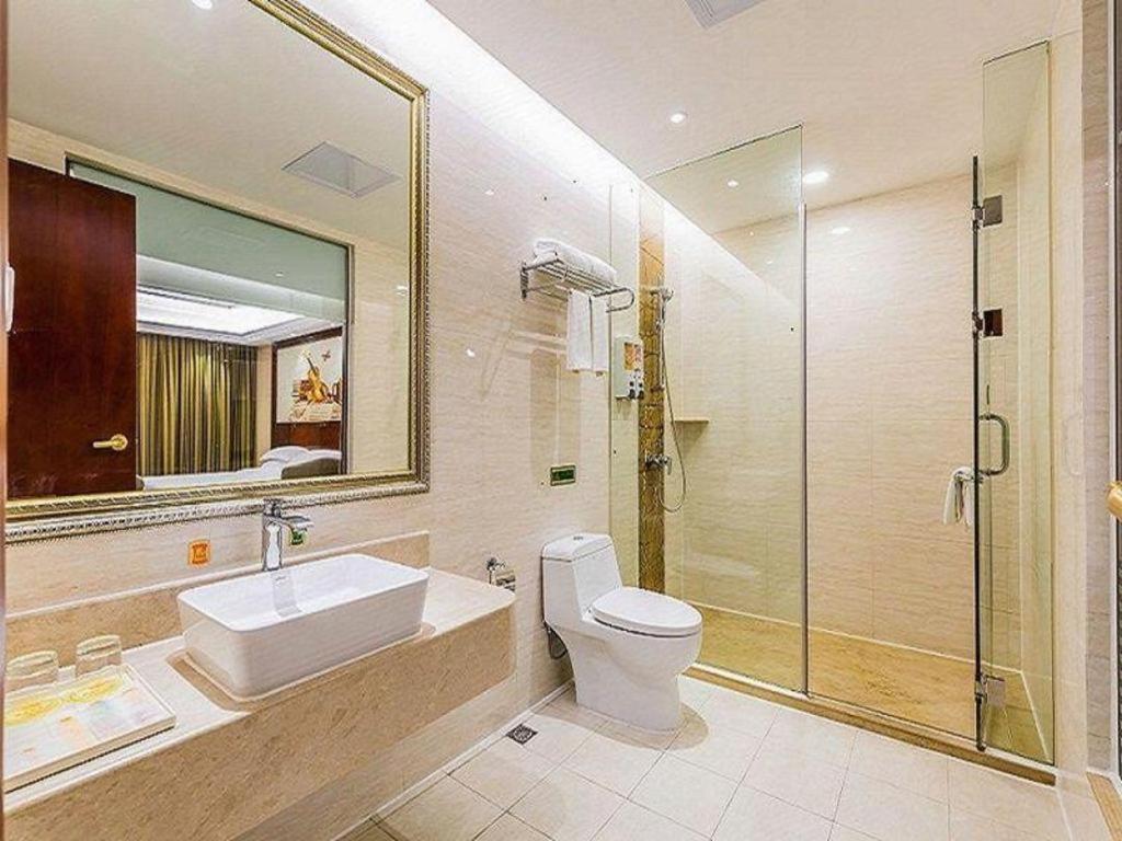 Vienna Hotel (Zhongshan Guzhen Lighting Expo Center) 60/60