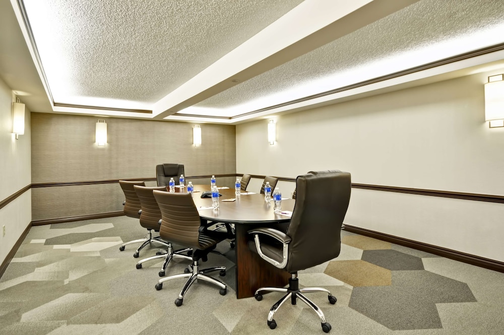 Hyatt Place Las Vegas 44/56