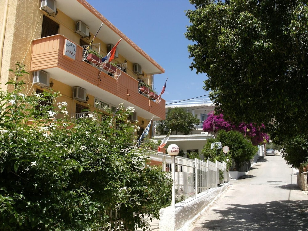 Katerina Hotel 3/40