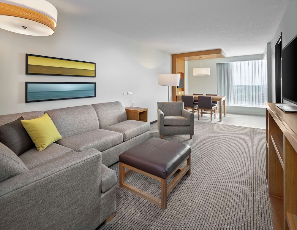DoubleTree by Hilton Edmonton Downtown 27/50