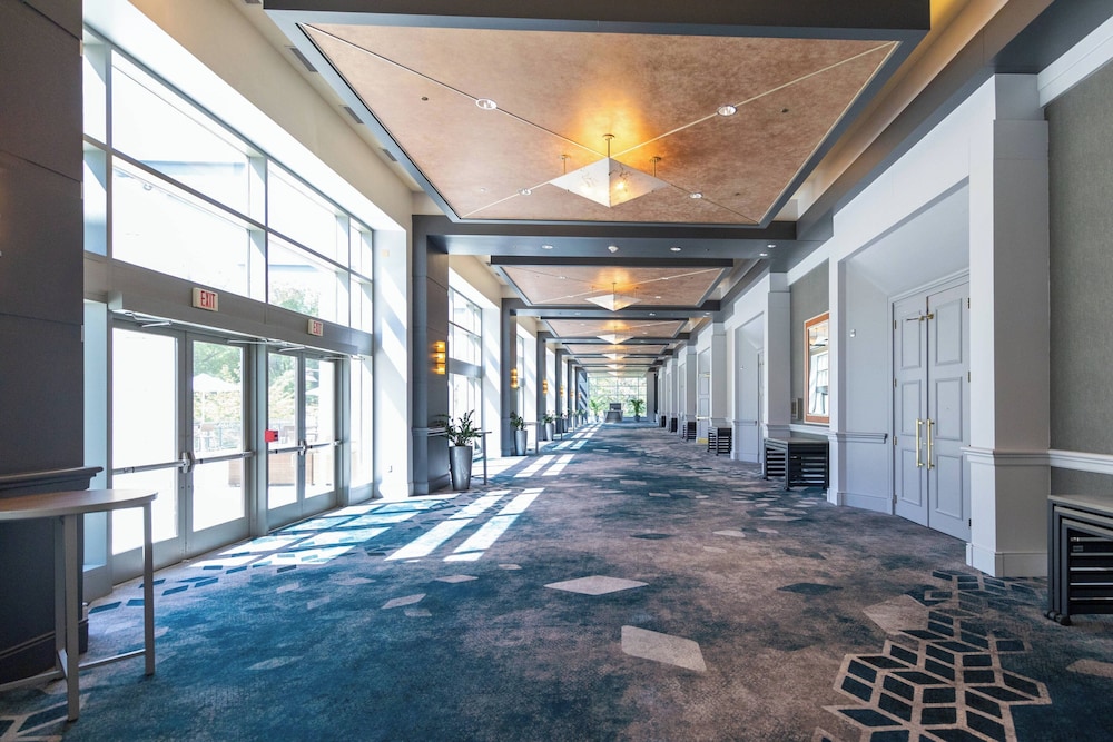 Bethesda North Marriott Hotel Conference Center 23/50