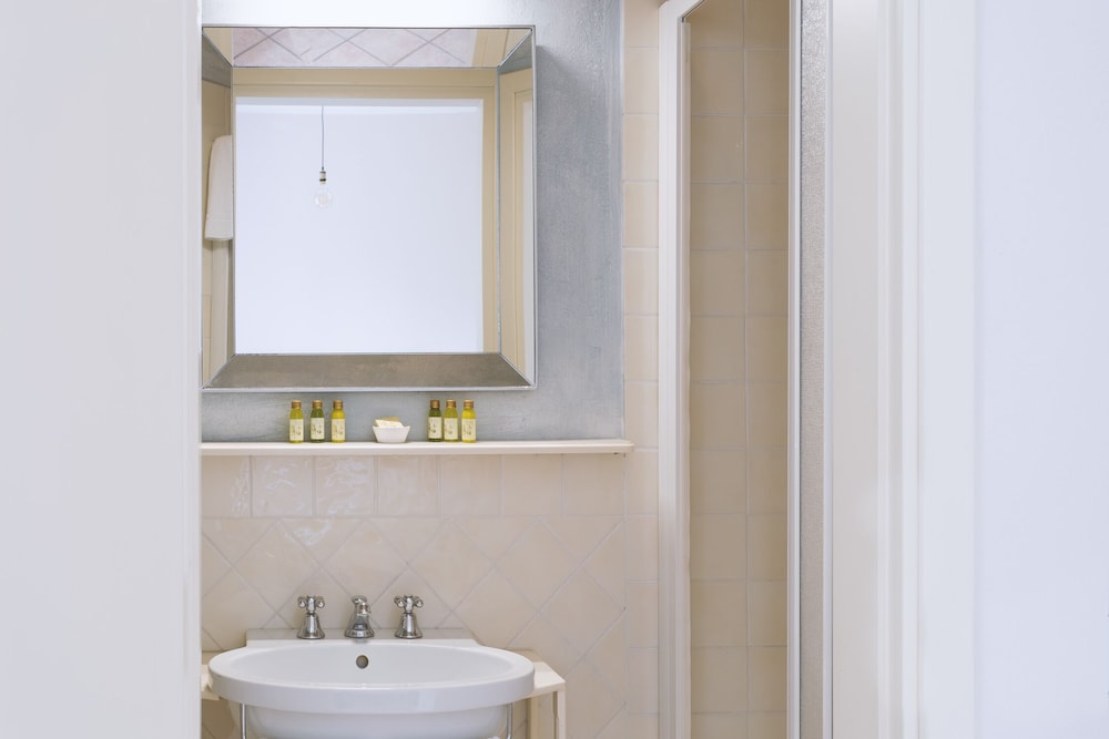 Villa Borgovecchio B&B 26/30